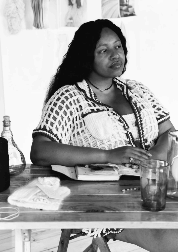 Nia Thomas — Nia Thomas